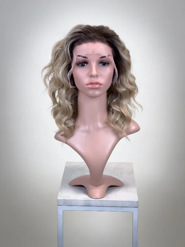 Wavy Wigs for Petite Women​ Fae Shadow Blonde - Natural Plus Series