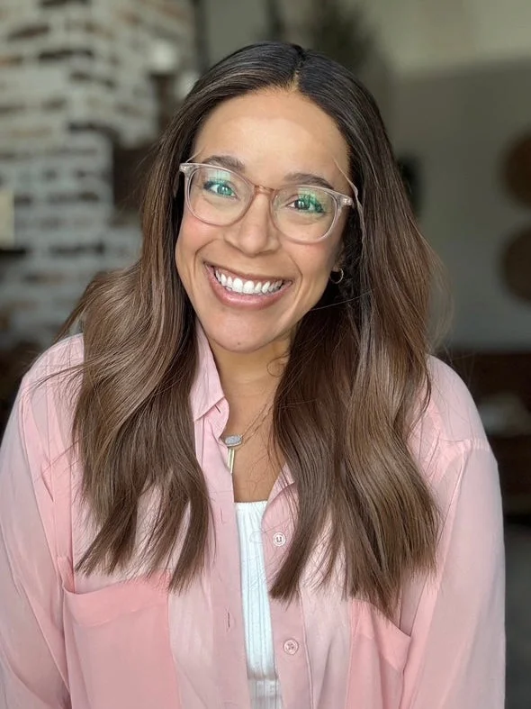 Bob Wigs for Summer Parties​ Wigs by Tiffani Lace Top Wig, "Nora" (R2569)