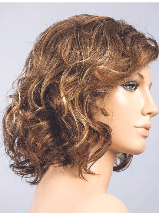 Nut Multi Shaded | Medium Brown base with Light Golden Blonde highlights and Light Auburn lowlights