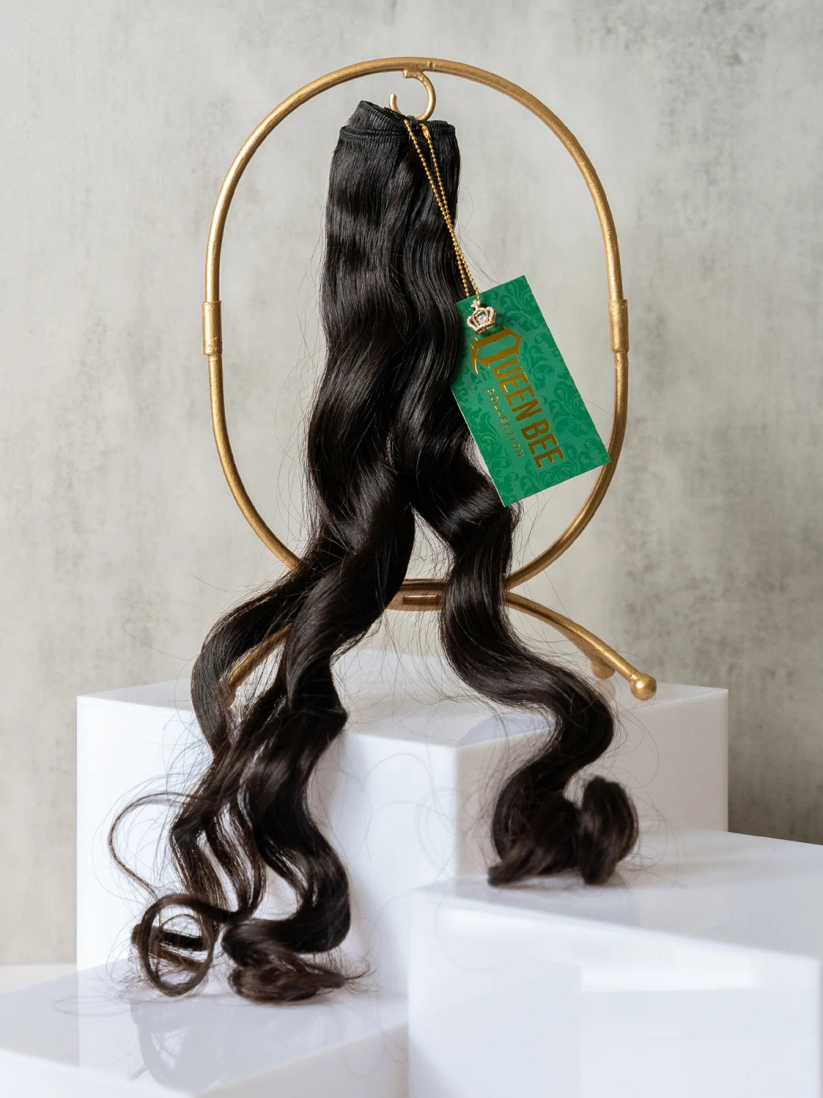 Wavy Wigs with Lightweight Materials for All - Day Wear​ Queen Body Wave Bundle