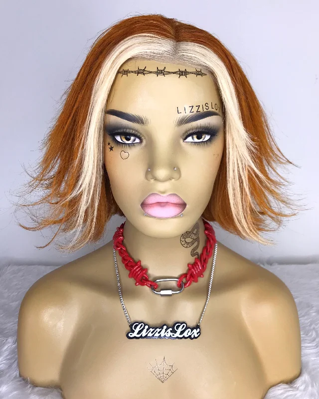 Colored wig with a wavy texture for a beachy and fun look Lady Marmalade - Lace Front Colored wig with a wavy texture for a beachy and fun look Lady Marmalade - Lace Front