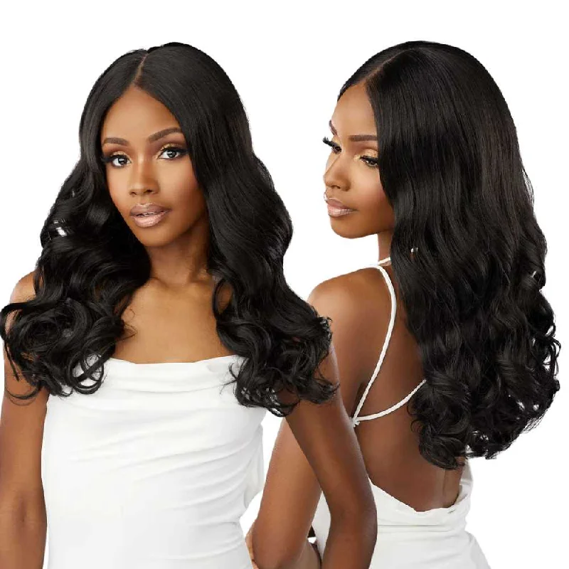Colored wig with a middle - part for a classic and elegant style Sensationnel Synthetic Bare Lace Glueless 100% Full Lace Wig - Unit 3 Colored wig with a middle - part for a classic and elegant style Sensationnel Synthetic Bare Lace Glueless 100% Full Lace Wig - Unit 3