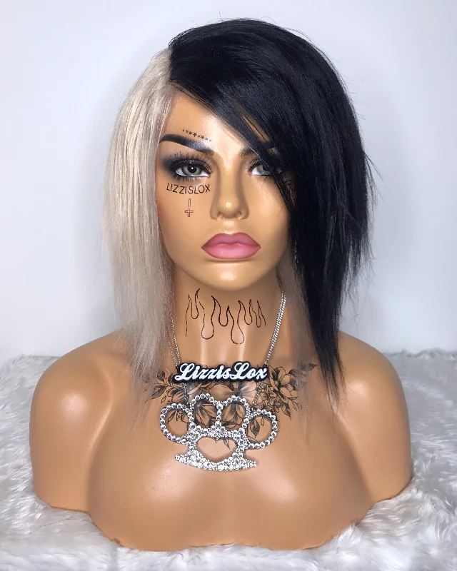 Colored wig with a silver - grey color for a trendy and cool - toned look Domino - Full Lace Colored wig with a silver - grey color for a trendy and cool - toned look Domino - Full Lace