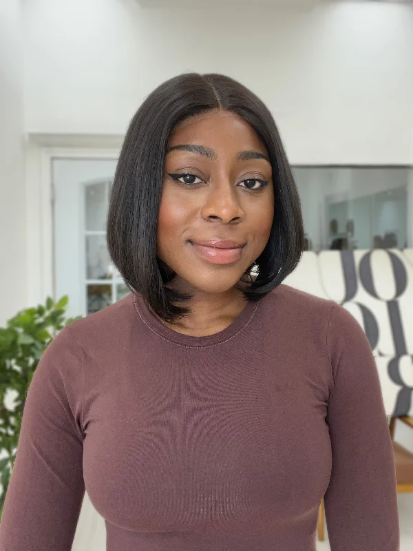 Bob Wigs for Petite Women Madison Hair Collection Lace Top Wig, "Natural Black" (R2647) Bob Wigs for Petite Women Madison Hair Collection Lace Top Wig, "Natural Black" (R2647)