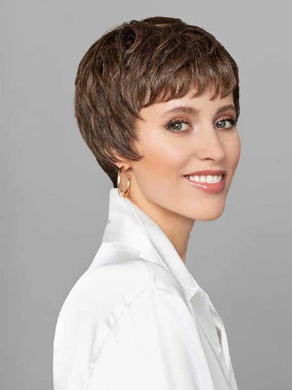 Human - hair wig in a jet - black color for a classic and timeless lookDuo Fiona wig - Gisela Mayer