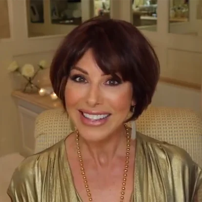 Bob wig with a monofilament cap for a breathable feelThe Silkiest Bob wig-01