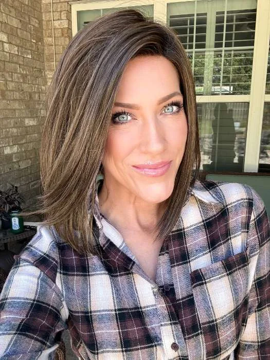 Bob wig with a blunt cut for a modern and edgy styleCurrent Events | HF Synthetic Lace Front Wig (Mono Part) Bob wig with a blunt cut for a modern and edgy styleCurrent Events | HF Synthetic Lace Front Wig (Mono Part)