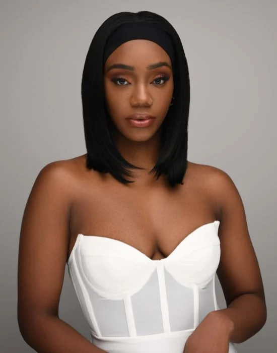 Bob wig with a curly fringe for a playful and youthful vibeFeme 2-in-1 - Eva