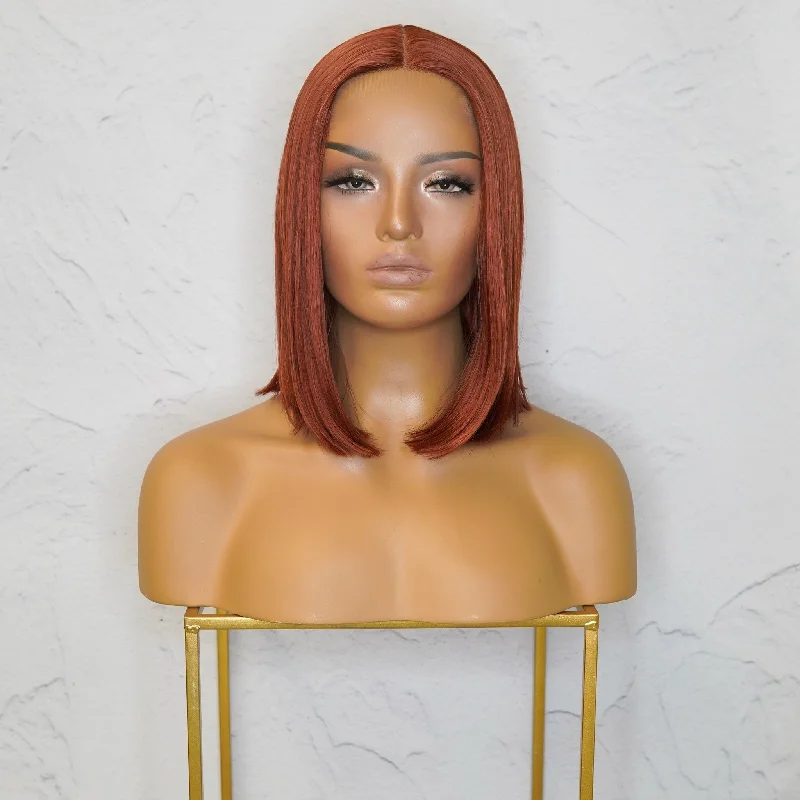 Petite bob wig suitable for women with small facesFRANKIE Auburn Lace Front Wig