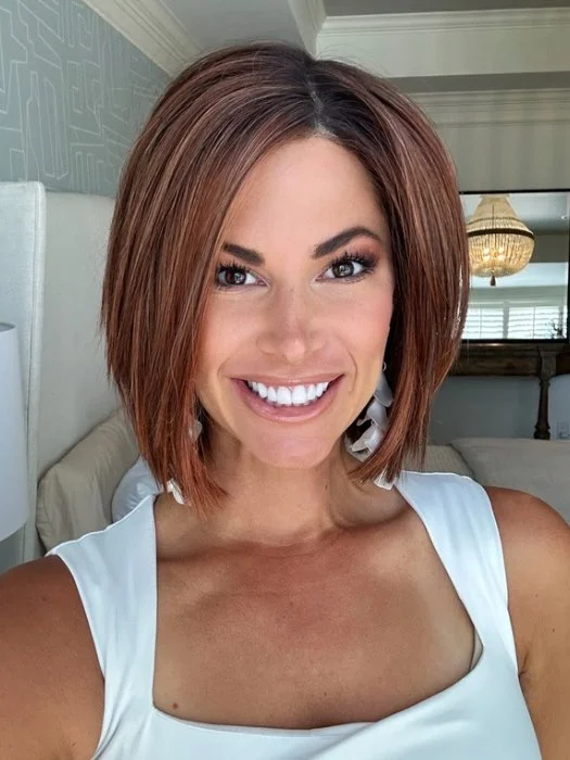 Bob wig with a pixie - inspired cut for a bold and stylish choiceLia II | Synthetic Lace Front Wig (Mono Part) Bob wig with a pixie - inspired cut for a bold and stylish choiceLia II | Synthetic Lace Front Wig (Mono Part)