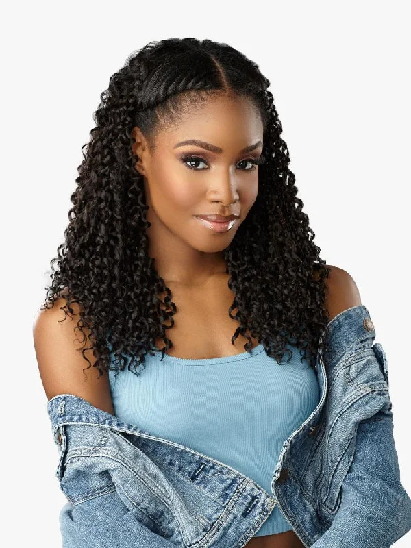 Clip - in hair extensions with a wispy fringe for a soft and feminine lookSensationnel Curls Kinks & Co Clip-In Dream Chaser 14" Clip - in hair extensions with a wispy fringe for a soft and feminine lookSensationnel Curls Kinks & Co Clip-In Dream Chaser 14"