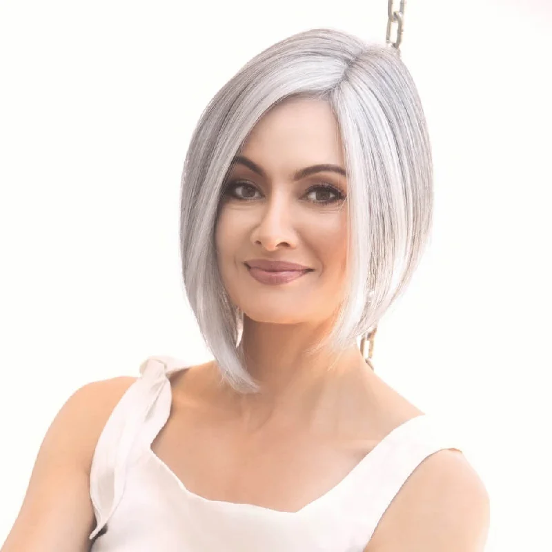 Layered wigs with thick layers for added volumeFaith by Noriko (Lace Front-Lace Part Wig) Layered wigs with thick layers for added volumeFaith by Noriko (Lace Front-Lace Part Wig)