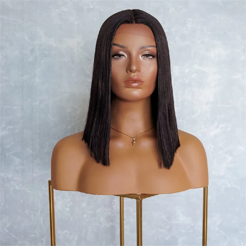 Lace - front short wig for a seamless and realistic hairlineLAURA Black Lace Front Wig Lace - front short wig for a seamless and realistic hairlineLAURA Black Lace Front Wig