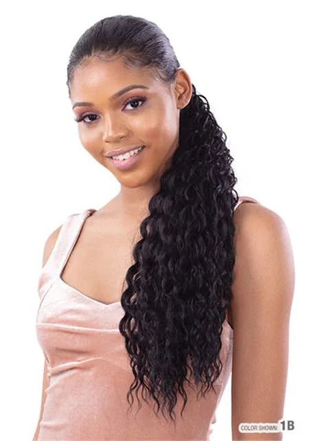 Hair buns for brides on their wedding dayModel Model Pony Pro Quick Wrap Weave Ponytail - COASTAL WAVE 24 Hair buns for brides on their wedding dayModel Model Pony Pro Quick Wrap Weave Ponytail - COASTAL WAVE 24