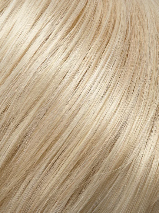 102F | White Chocolate Macaron | Pale Platinum Blonde w/ Pale Natural Gold Blonde Blend