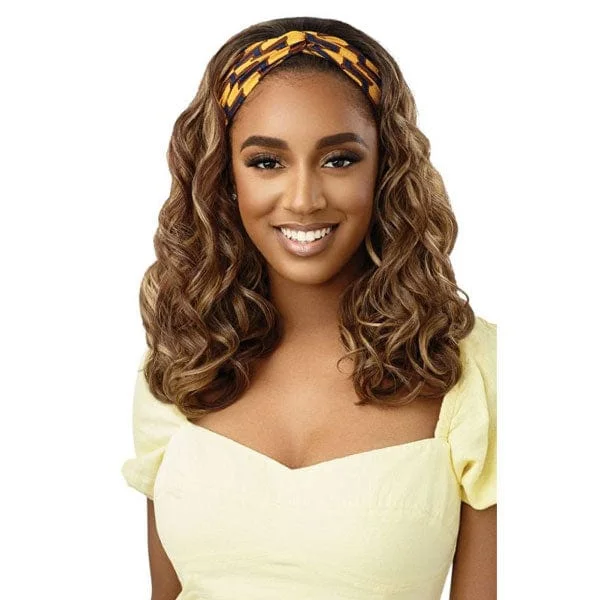 Half wig with a silk - base cap for a comfortable and smooth feelOutre Converti Cap Synthetic Hair Wig - DREAMY BOUNCE Half wig with a silk - base cap for a comfortable and smooth feelOutre Converti Cap Synthetic Hair Wig - DREAMY BOUNCE