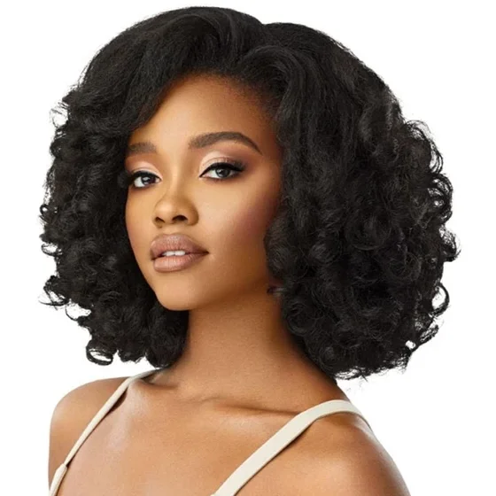 Half wig with a straight texture for a sleek and minimalist lookOutre Quick Weave Nikaya Half wig with a straight texture for a sleek and minimalist lookOutre Quick Weave Nikaya
