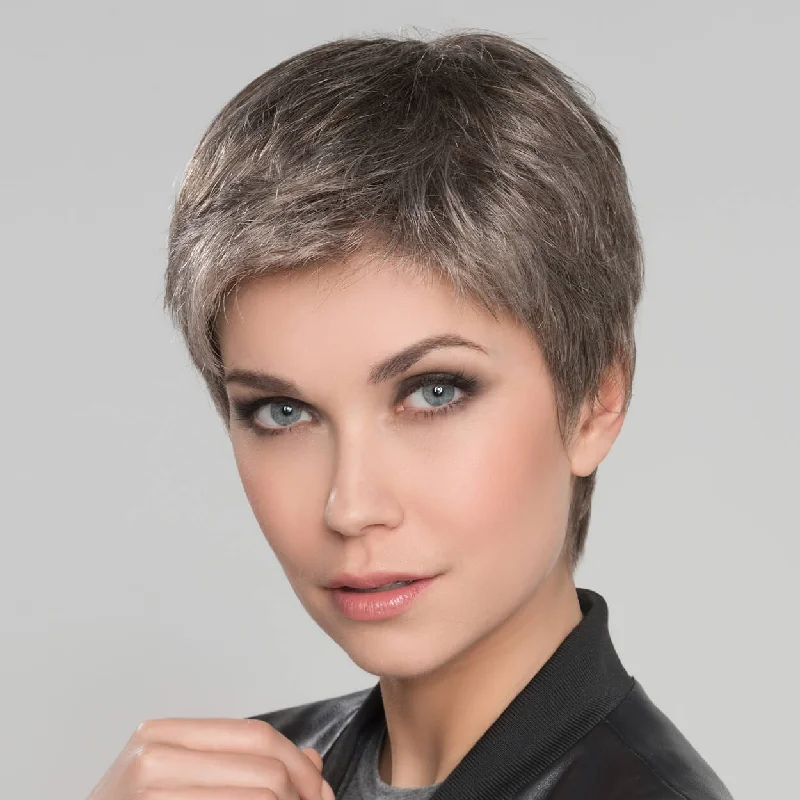 Synthetic wig with bangs in a straight styleRisk by Ellen Wille (Lace Front-Mono Crown Wig) Synthetic wig with bangs in a straight styleRisk by Ellen Wille (Lace Front-Mono Crown Wig)