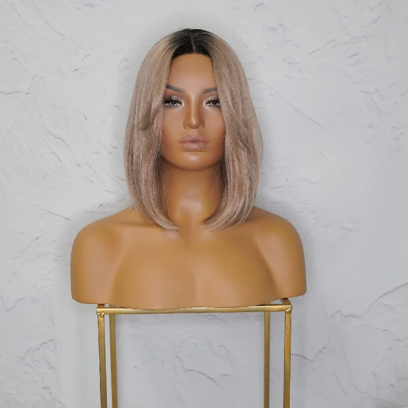 Monofilament - cap short wig for a breathable and natural - looking scalpSABRINA Caramel Blonde Lace Front Wig Monofilament - cap short wig for a breathable and natural - looking scalpSABRINA Caramel Blonde Lace Front Wig