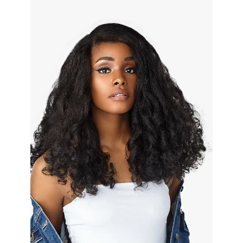 Half wig with a side - part for a more flattering lookSensationnel Curls Kinks & Co. Instant Weave Synthetic Half Wig - Heart Breaker Half wig with a side - part for a more flattering lookSensationnel Curls Kinks & Co. Instant Weave Synthetic Half Wig - Heart Breaker