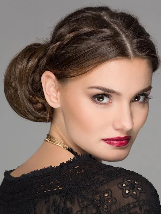 Hair buns for a photoshoot in a natural settingSoda | Power Pieces | Synthetic Hairpiece Hair buns for a photoshoot in a natural settingSoda | Power Pieces | Synthetic Hairpiece