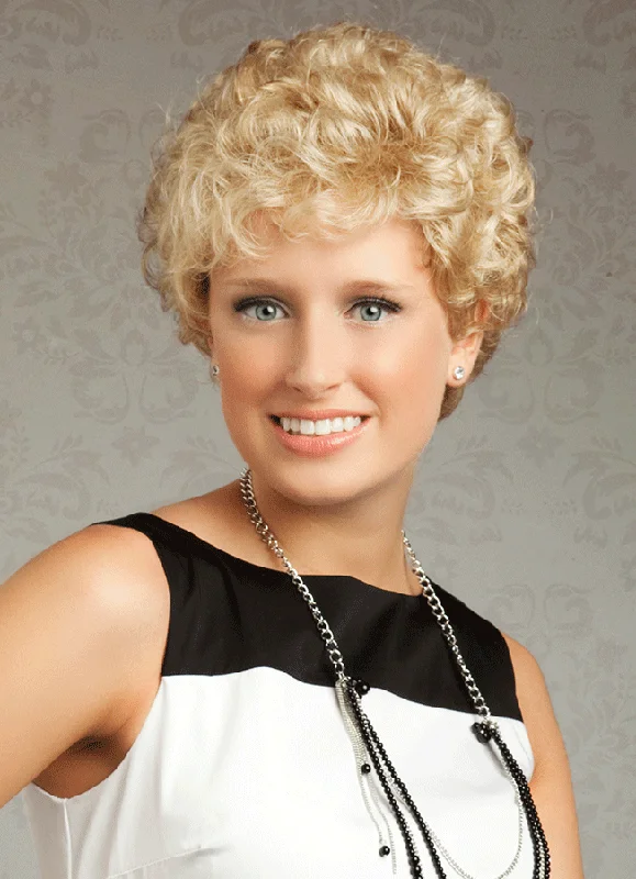 Petite short wig designed for a more delicate frameSWEETHEART