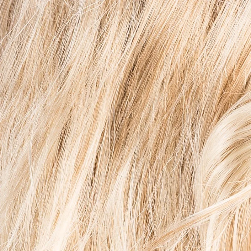 Sandy Blonde Rooted | 26.22.16 | Light Golden Blonde Light Neutral Blonde & Medium Blonde w/Dark Shaded Roots